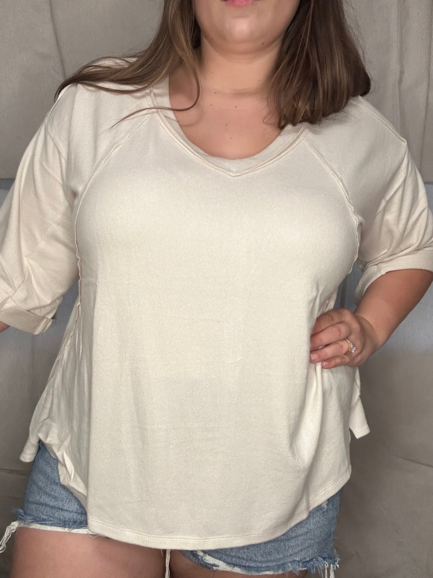 Plus soft melange exposed seam v-neck 3/4 slv hi low top